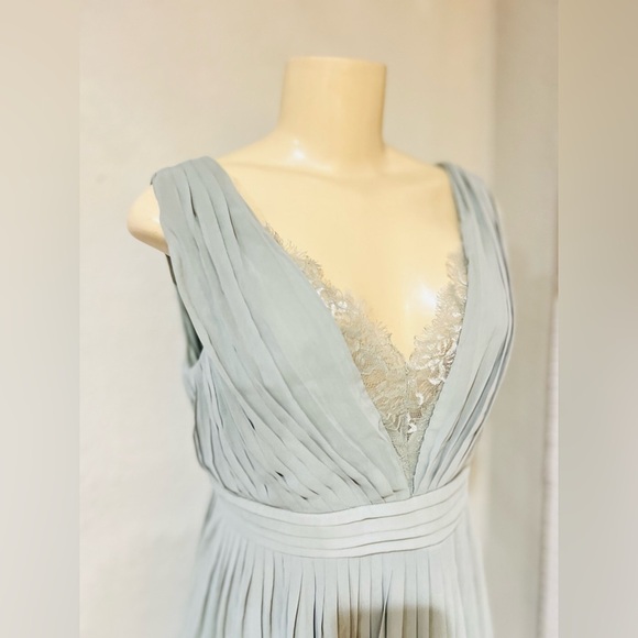 Little Mistress Pleated Lace Maxi Evening Dress in Sage colour Maternity dress 8 - Picture 7 of 15